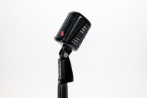 Supercardioid large diaphragm dynamic side address microphone